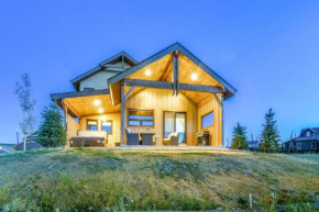Home on Golf Course with Hot Tub, Near Grand Lake